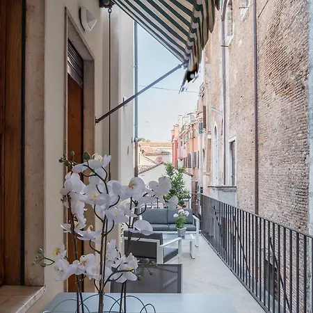 Luxury On Grand Canal By Wonderful Italy Apartment Venice