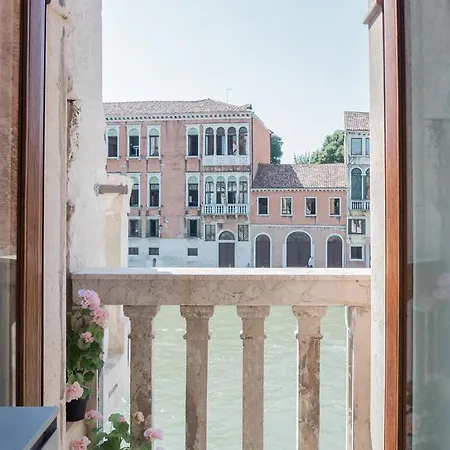 Apartment Luxury On Grand Canal By Wonderful Italy Venice